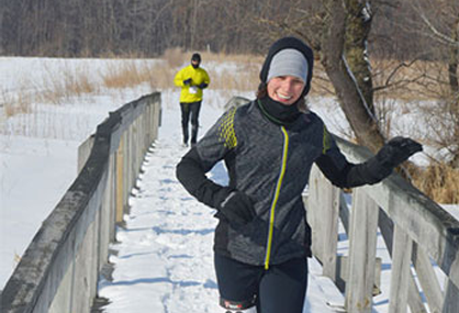 Runner Using Icespike Traction System for Running